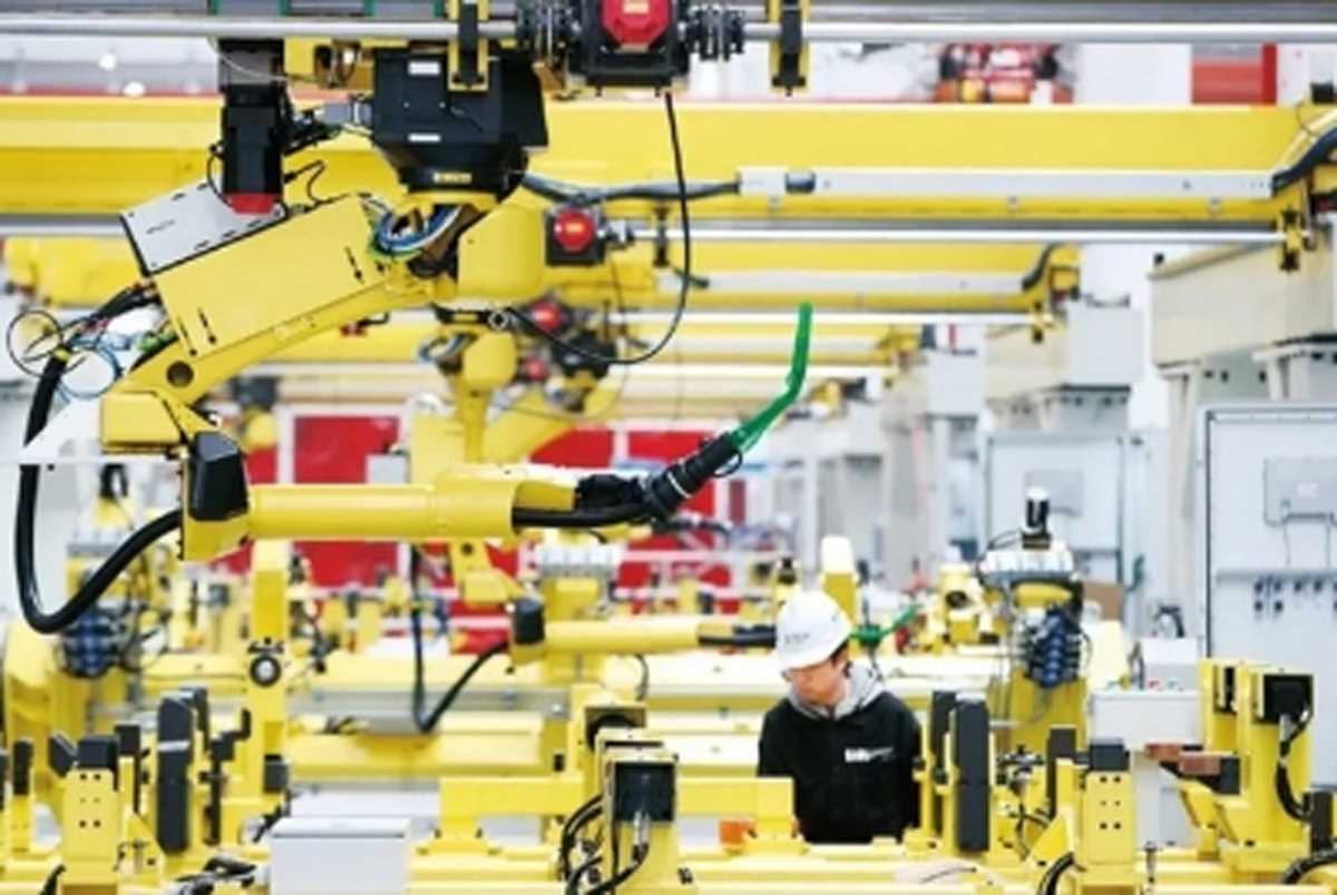 शी चिनफिंग ने नये विकास मॉडल पर जोर दिया